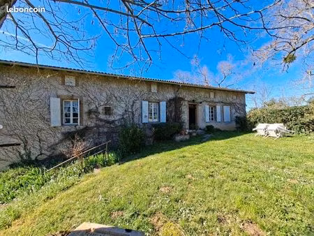 longère 4 pièces 112 m²