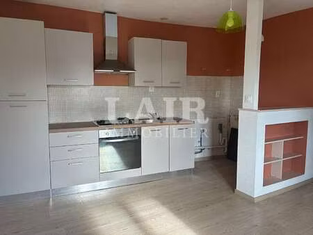 location appartement 2 pièces à saint-paterne (72610) : à louer 2 pièces / 45m² saint-pate