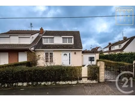 maison de ville 4 pièces 85 m²