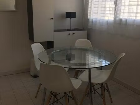studio 1 pièce 22 m²