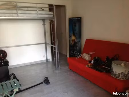 studio 1 pièce 26 m²