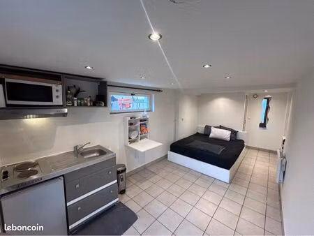 charmant studio avec jardin