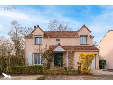 maison 5 pièces 122 m²