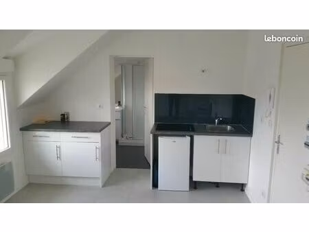 loue studio avec parking