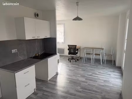 studio face hôpital