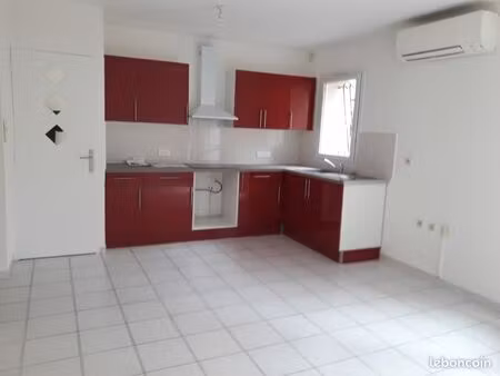 loue claira appartement avec garage