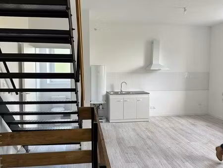 duplex 3 chambres avec garage et parking