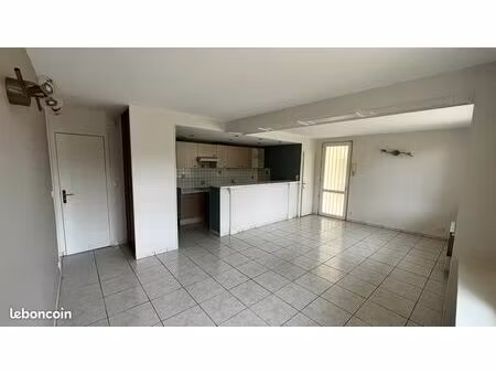 appartement type 2 (1 chambre) lumineux