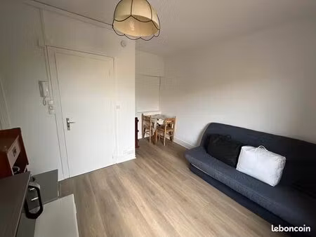 studio 1 pièce 18 m²