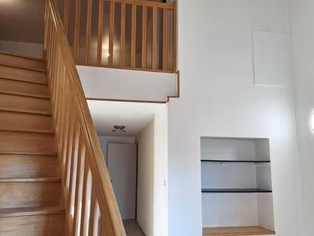 loue a saulx belle maison de village de 149m2