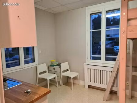 studio 18m² proche centre ville et université