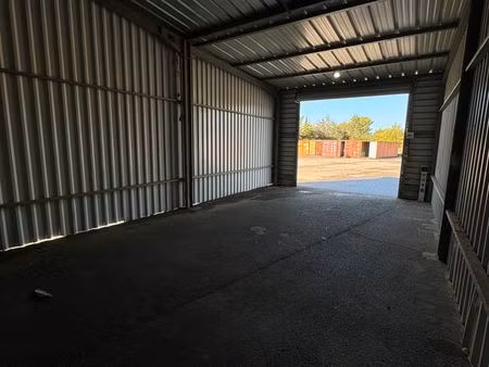entrepôt industriel 50 m²
