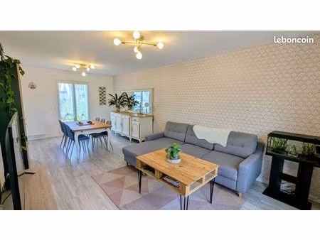 maison mitoyenne 4 pièces - jardin 210m² - à 5 min des commerces et école