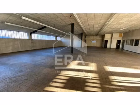 local commercial sisteron 410 m2