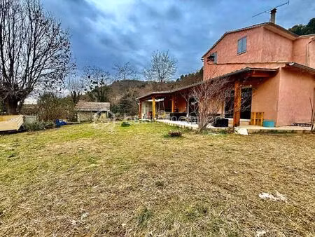 à vendre – villa 106 m² avec garage + 2 appartements un t2 et un t3 - à mezel - prix 338 0