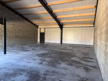 location bureaux et commerces à la baconnière (53240) : à louer / 150m² la baconnière