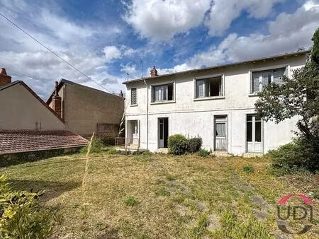 immeuble 3 logements avec jardin et dépendances – centre de néris-les-bains