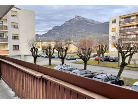 appartement lumineux 4 pièces - 3 chambres - 77 m2 - bassens