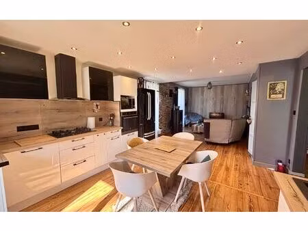 appartement chauffayer 82.8 m² t-3 à vendre  135 000 €