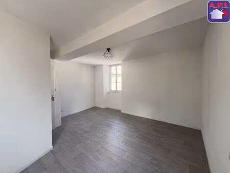 location appartement 2 pièces 49 m² à foix (09000)