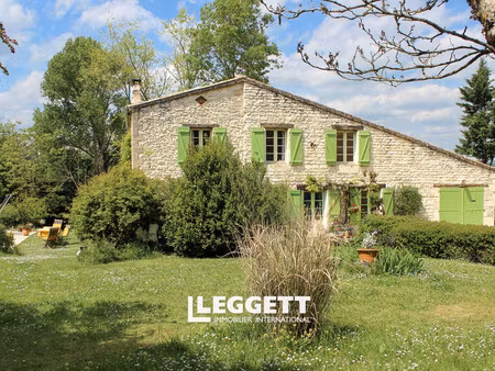 maison 7 pièce(s)  lauzerte