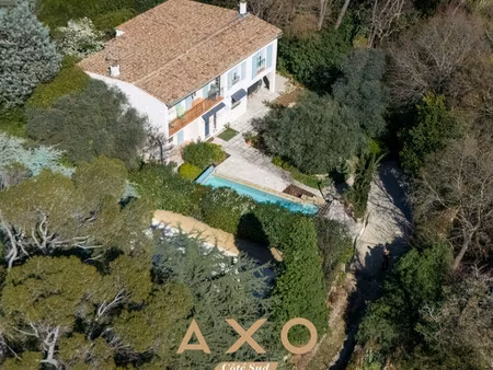 vente maison de ville nimes  205m² 7 pièces 920 000€ avec piscine