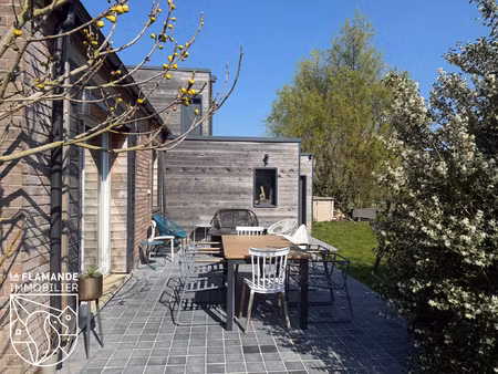 maison familiale individuelle à la campagne