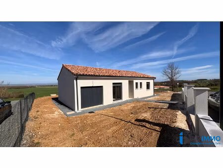 plain-pied récent avec vue panoramique – 3 chambres – téco