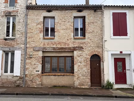 villeneuve sur lot  maison de ville avec jardin