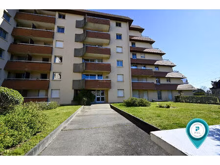 quartier hastings  appartement 3 pieces de 76 m² avec garage  cave et parking en sous-sol