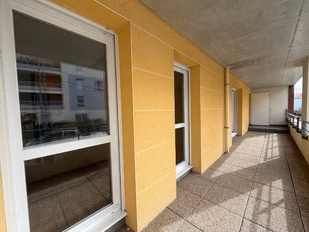 secteur champfleuri à clermont-ferrand - appartement de 71 m² avec terrasse