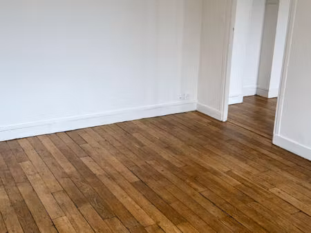 f2 à louer centre ville ivry sur seine