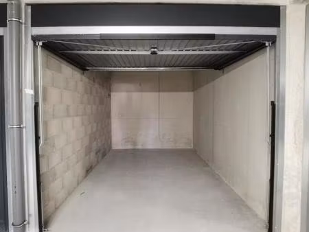 garage 14m² - quartier vauban