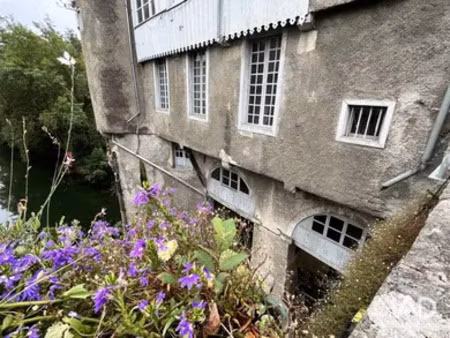 boutique/local commercial à oloron-sainte-marie (64400)