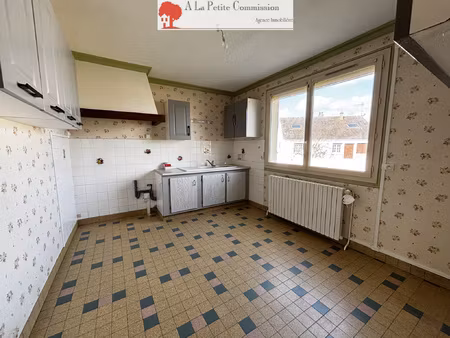 maison de maçon avec sous-sol total à berchères-les-pierres