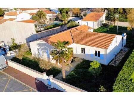 maison traditionnelle de 141 m² à trizay