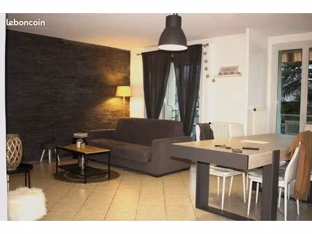 t3 meublé avec cave et stationnement - vaulx-en-velin / paul marcellin