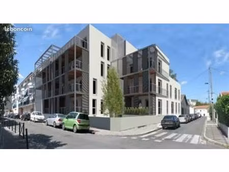 appartement t3   61 m²