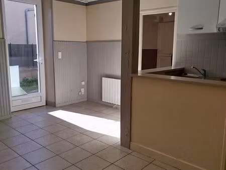 f2 proche centre ville