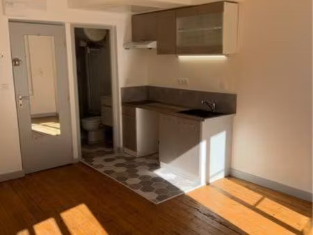 studio 23m2 - rive gauche saintes