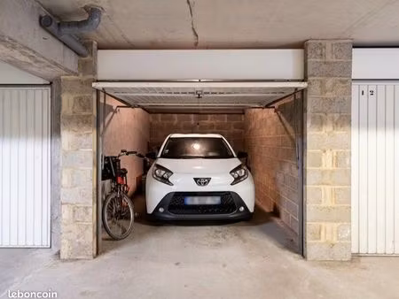 box de parking  le mans  proche place de la republique  14m²