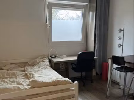 location studio 18 m² à cergy préfecture essec