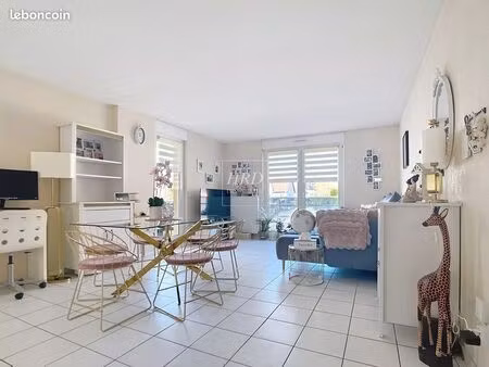 appartement 3 pièces 67 m²