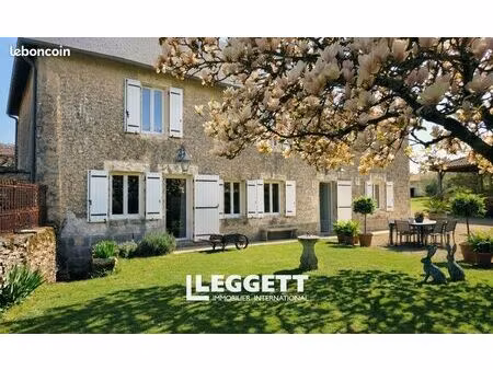 maison 5 pièces 140 m²