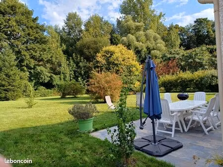 maison individuelle 6 pièces  4 chambres 117m2  1230m2 de terrain