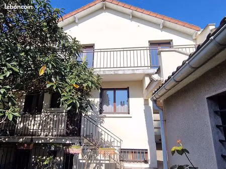 maison 7 pièces 130 m²