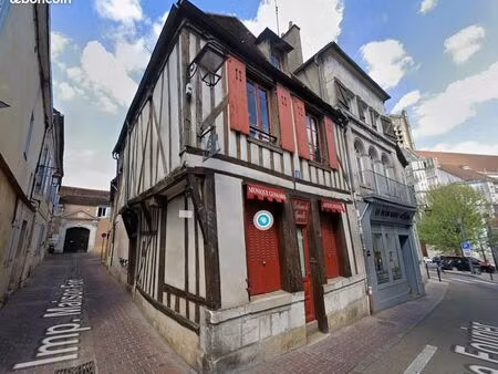 appartement triplex dans coeur historique d'auxerre
