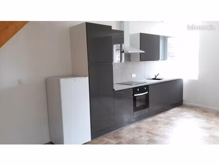 a louer bel appartement void vacon