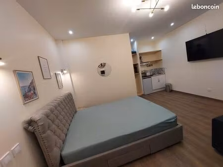 studio meublé au rez-de-chaussée proche du centre-ville