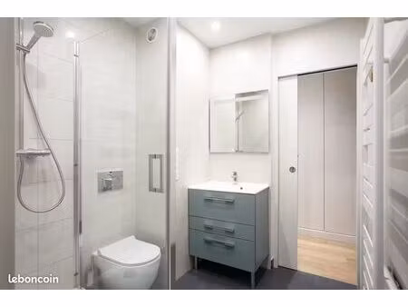 à louer super appartement 4 pièce refait a neuf